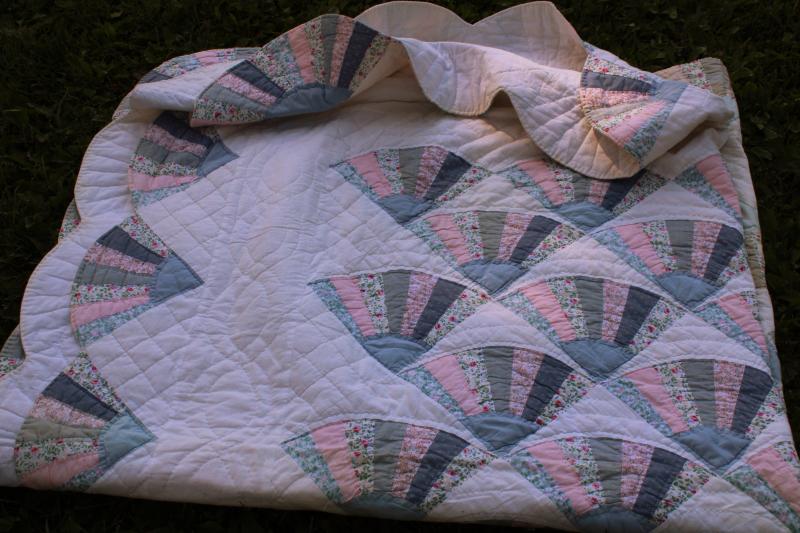 photo of 80s 90s vintage cotton quilt, country blue & pink fabrics fan pattern hand stitched #3