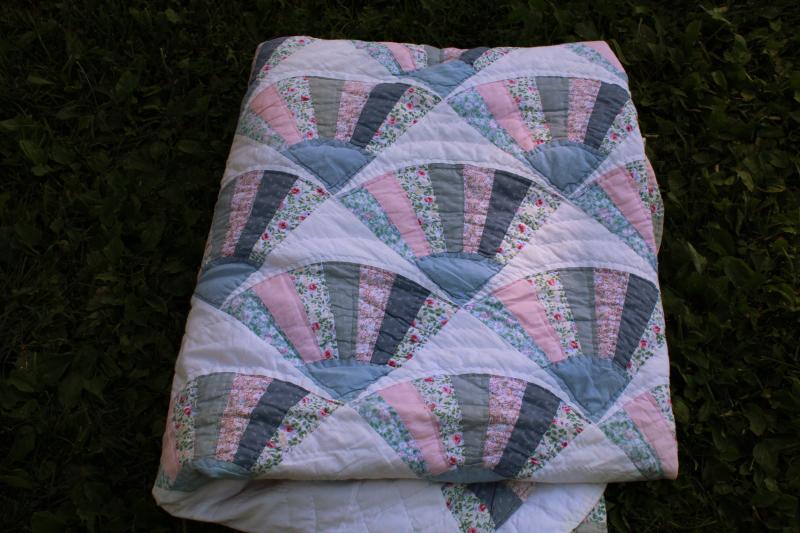 photo of 80s 90s vintage cotton quilt, country blue & pink fabrics fan pattern hand stitched #4