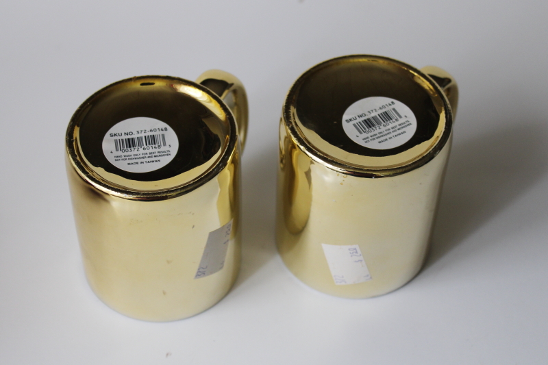 photo of 80s 90s vintage gold metallic foil ceramic coffee mugs, holiday tableware made in Taiwan #3