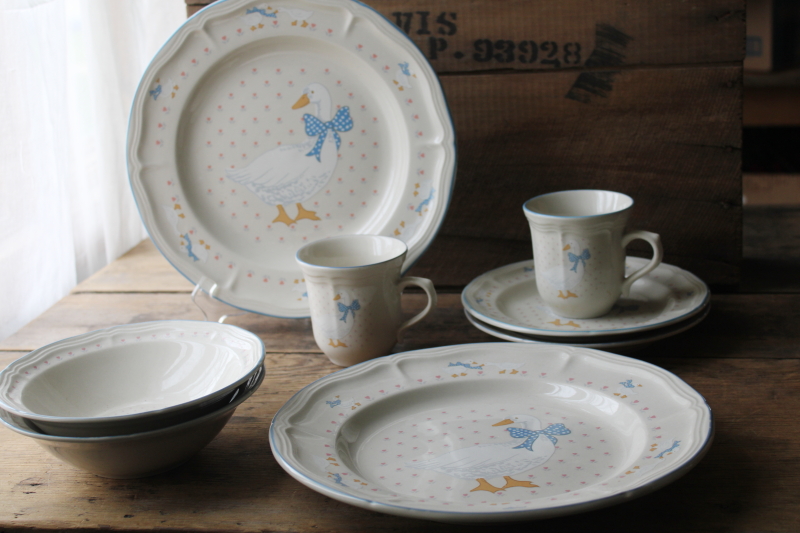 photo of 80s 90s vintage goose w/ bow Aunt Rhody Brick Oven stoneware dishes, plates, mugs, bowls  #9