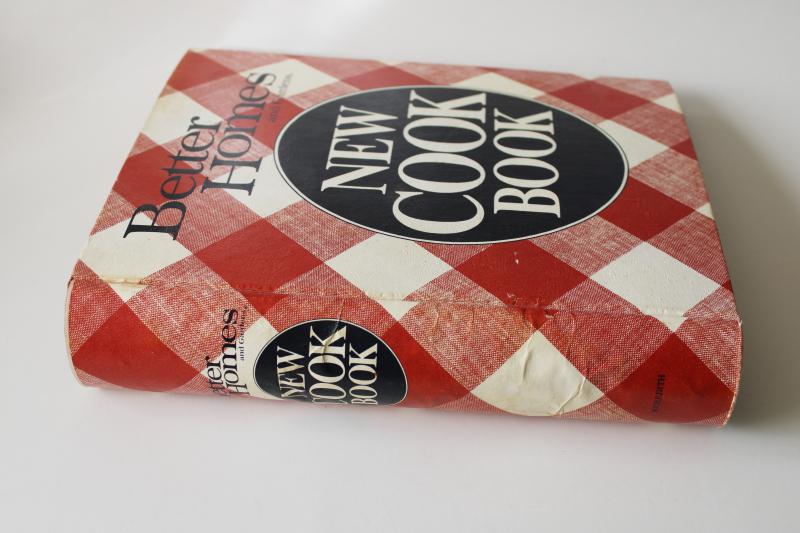 photo of 80s vintage Better Homes & Gardens New Cook Book red gingham ring bound BH&G cookbook #2