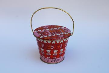 catalog photo of 80s vintage Enesco Hong Kong tin treat bucket Valentine's Day candy container 