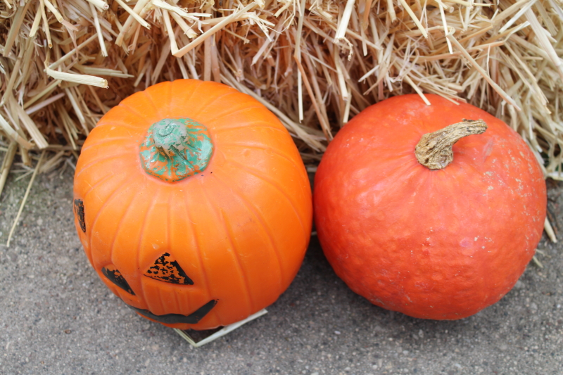 photo of 80s vintage Halloween candle BIG jack o lantern figural candle whipped wax pumpkin  #2