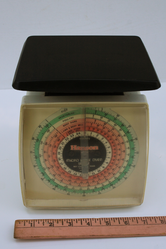 photo of 80s vintage Hanson kitchen scale, mod pastel colors peach pink & mint green face  #7