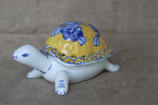 photo of 80s vintage Made in China porcelain turtle box, covered dish blue & white w/ yellow #1