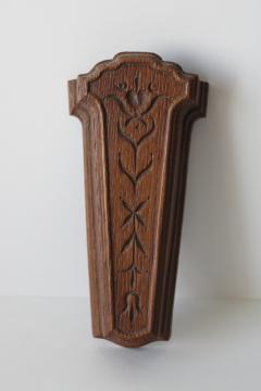 catalog photo of 80s vintage Syroco for Homco faux wood grain plastic wall pocket vase or scissors caddy 