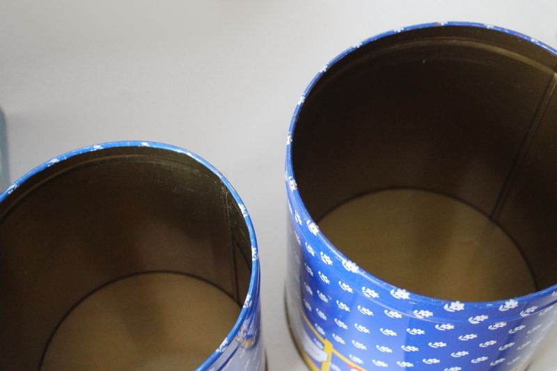 photo of 80s vintage chickens print kitchen canister set, metal tins nesting canisters in original box #11