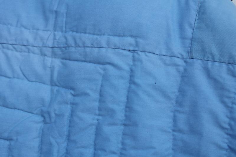 photo of 80s vintage log cabin patchwork quilt queen size bedspread shades of blue & navy #2