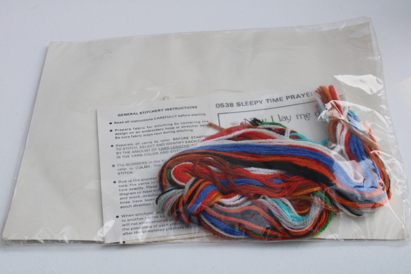 photo of 80s vintage needlework kit, wool embroidery stitching Now I Lay Me Down To Sleep printed canvas #3