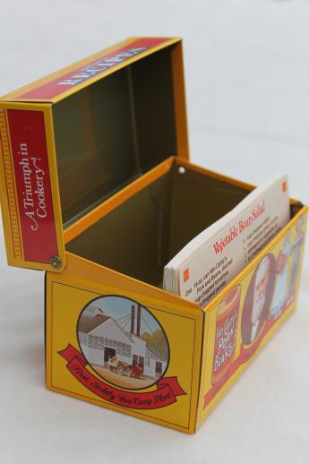 photo of 80s vintage recipe card box, Van Camp's beans advertising tin card file for recipes #3