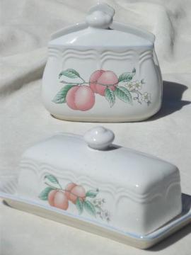 catalog photo of 80s vintage stoneware butter dish & napkin holder, peach orchard fruit