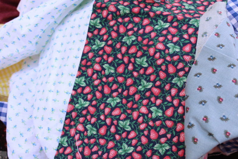 photo of 9 pounds of vintage fabric scraps, cotton prints, floral calico, gingham, girly cottagecore retro #2