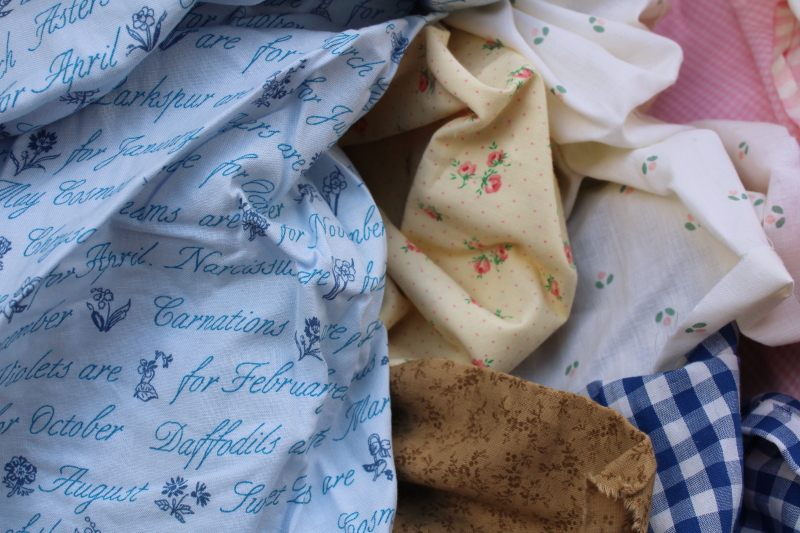 photo of 9 pounds of vintage fabric scraps, cotton prints, floral calico, gingham, girly cottagecore retro #10