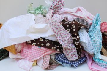 9 pounds of vintage fabric scraps, cotton prints, floral calico, gingham, girly cottagecore retro 