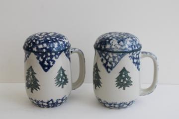 catalog photo of 90s vintage Cabin in the Snow Folk Craft S&P set, large salt and pepper shakers