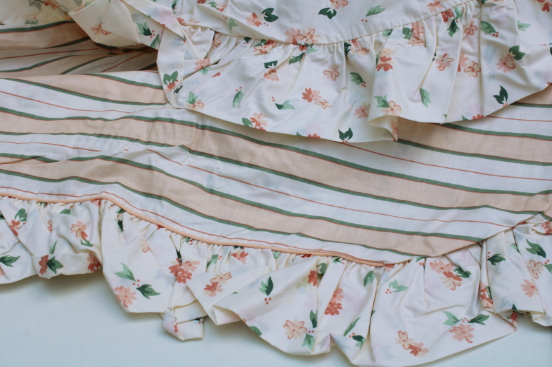 photo of 90s vintage Company Store all cotton bedding, full duvet cover, skirt & shams blush / green floral & stripe  #2