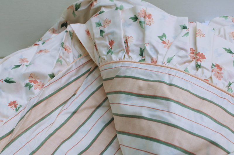 photo of 90s vintage Company Store all cotton bedding, full duvet cover, skirt & shams blush / green floral & stripe  #5