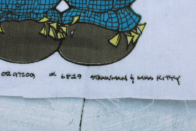 photo of 90s vintage Daisy Kingdom print cotton fabric fall scarecrow Strawman & Miss Kitty blocks #3