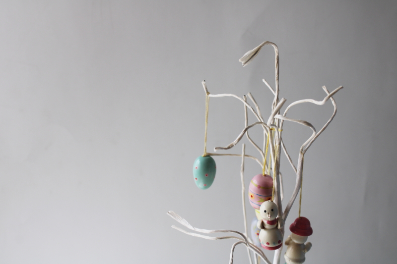 photo of 90s vintage Easter tree w/ hand painted wood mini ornaments, table top decor  #4