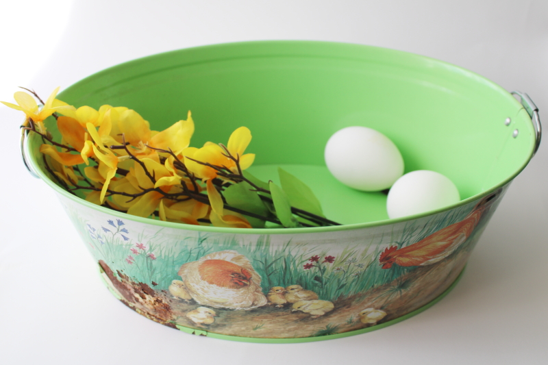 photo of 90s vintage Schylling tin tub Easter basket w/ hen & chickens, springtime planter pot #5