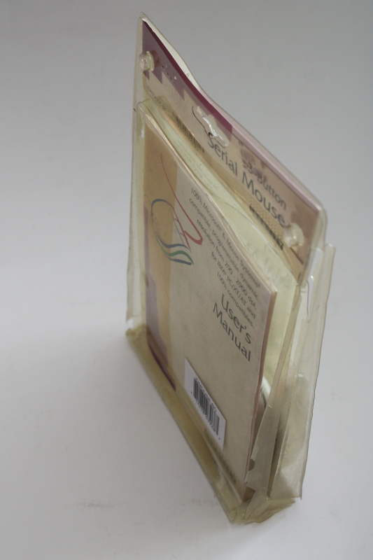 photo of 90s vintage computer mouse, three button wired mouse serial port connector  #4