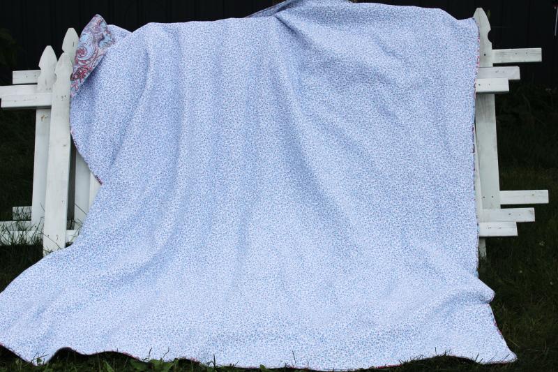 photo of 90s vintage cotton comforter quilt bedspread pale blue paisley ditsy print, queen size  #6