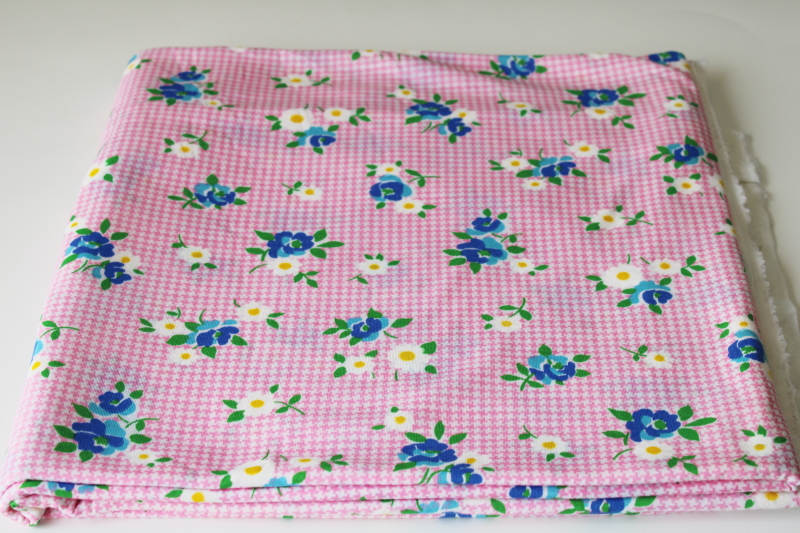 photo of 90s vintage cotton poly jersey knit fabric, retro pink checked print w/ flowers #1