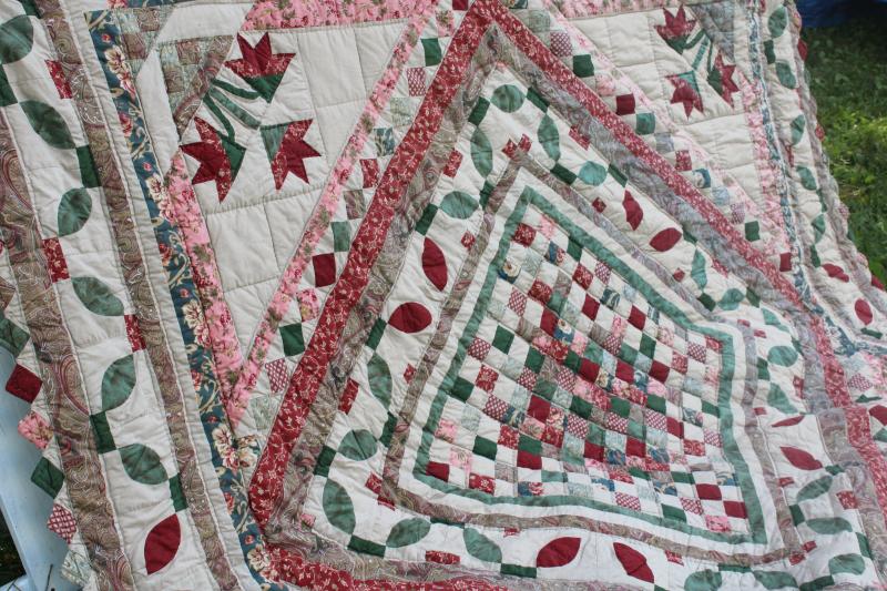 photo of 90s vintage hand stitched cotton quilt, queen size bedspread w/ flowers & vines #7