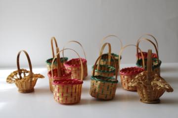 90s vintage mini baskets, tiny doll size Easter baskets or ornaments, cottagecore country decor 