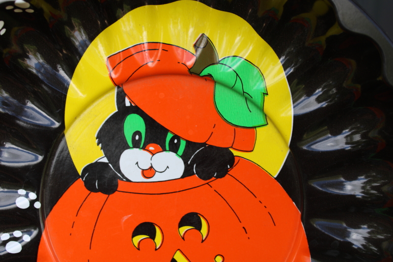 photo of 90s vintage plastic Halloween candy bowls, black cat jack o lantern, pumpkin face  #2