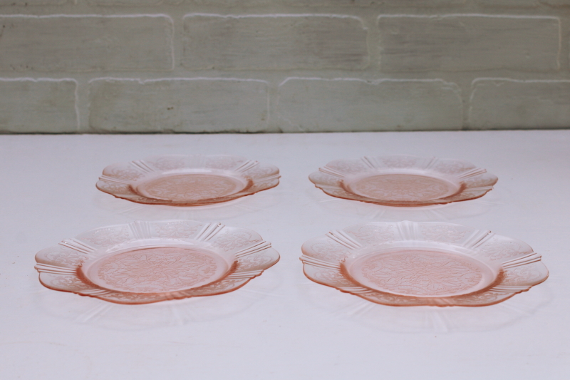 photo of American Sweetheart MacBeth Evans pink depression glass plates 1930s vintage set of 4 bread & butter #2