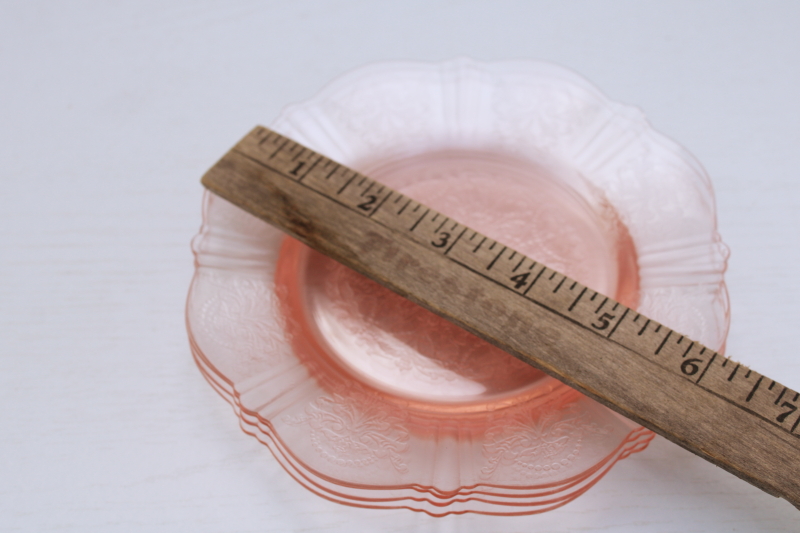 photo of American Sweetheart MacBeth Evans pink depression glass plates 1930s vintage set of 4 bread & butter #6