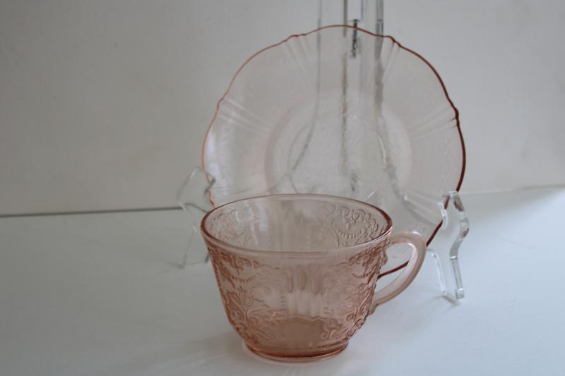 photo of American Sweetheart vintage pink depression glass cups & saucers set of four #2