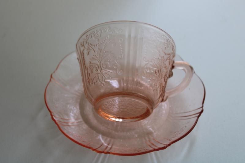 photo of American Sweetheart vintage pink depression glass cups & saucers set of four #3