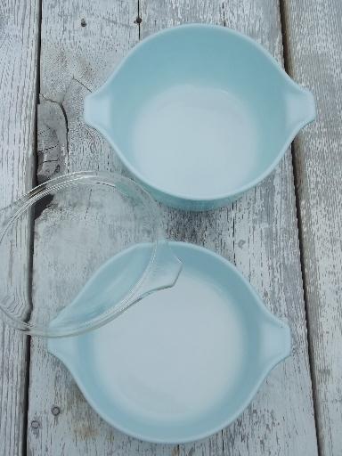 photo of Amish butter print  Pyrex casseroles, vintage aqua blue & white Pyrex #3