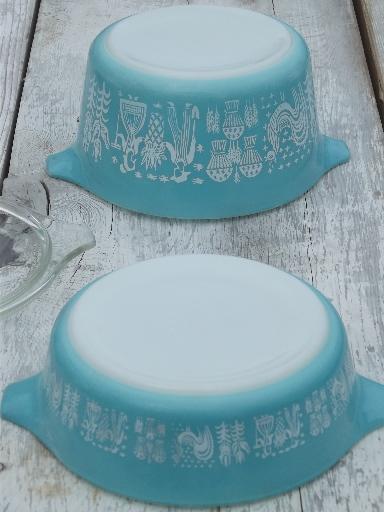 photo of Amish butter print  Pyrex casseroles, vintage aqua blue & white Pyrex #4