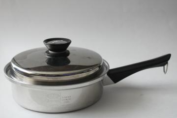 Amway Queen 1 1/2 qt saucepan w/ lid, 18/8 three ply stainless steel pan, vintage made in USA 