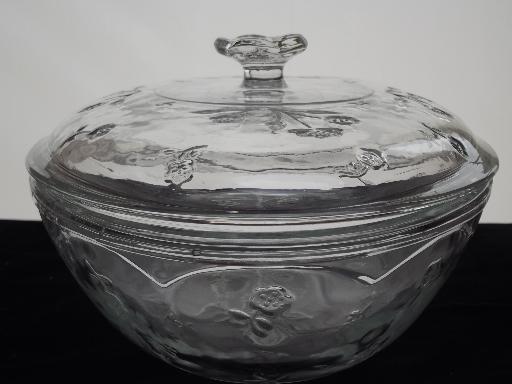 photo of Anchor Hocking 2 qt oval casserole w/ lid, Savannah flowered clear glass #4