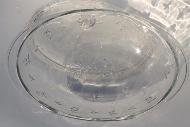 photo of Anchor Hocking Savannah pattern clear glass two quart oval casserole baking dish #4