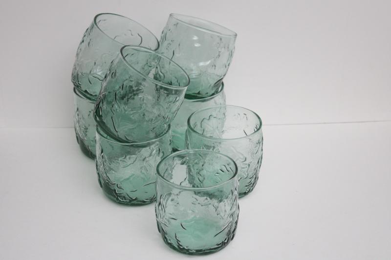 photo of Anchor Hocking Spanish green oak leaf & acorn embossed tumblers, old fashioned glasses #5