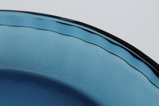 photo of Anchor Hocking blue glass pie pan, 9 1/2 inch pie plate w/ scalloped edge #4