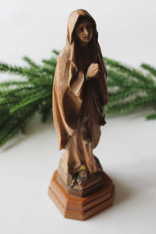 photo of Anri style hand carved wood Madonna figure, beautiful vintage Mary statue marked Austria #4