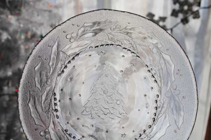 photo of Arcoroc Christmas tree holly border vintage crystal clear glass bowls set of 4  #2