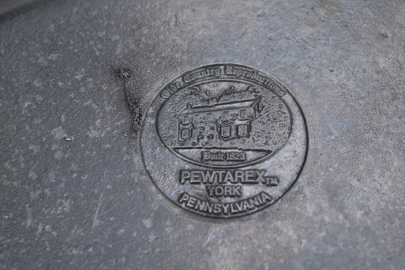 photo of Armetale style bread tray w/ Penna Dutch saying Plump Wife Big Barn, vintage Pewtarex York PA #4