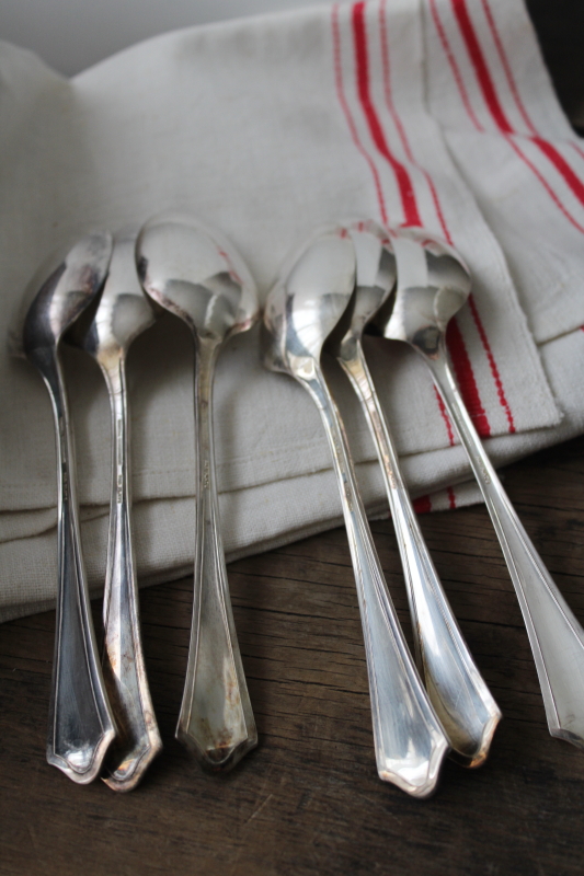 photo of Ashley AKA Vernon 1920s vintage Oneida silver plate flatware set in wood case #14