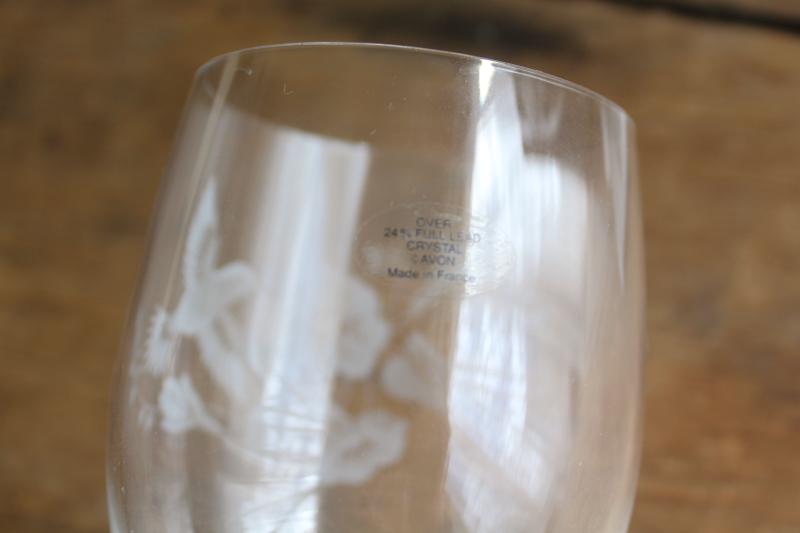 photo of Avon Hummingbird etched crystal wine glasses w/ frosted stems, made in France 80s 90s vintage #3