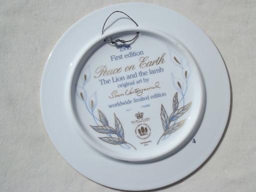 photo of B&G blue & white Christmas  plate, vintage 1988 Peace On Earth lion & the lamb #2