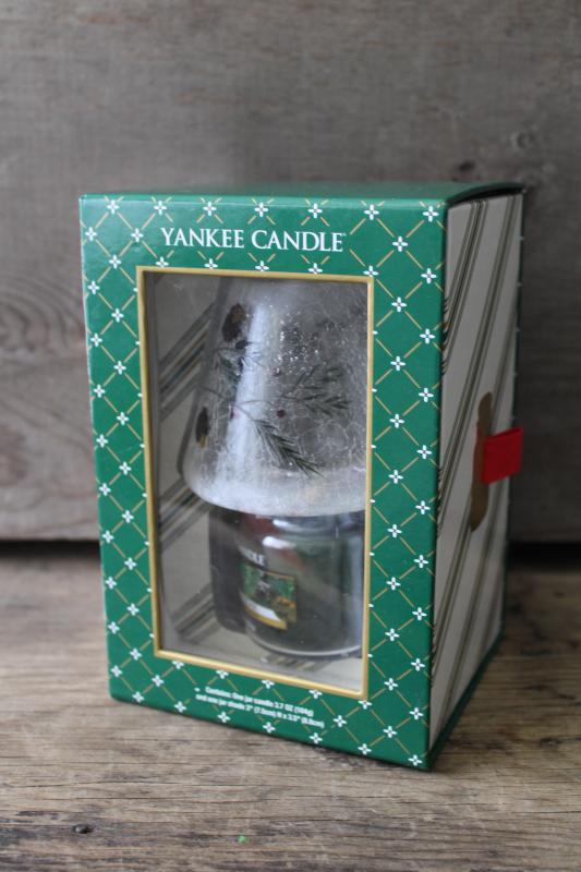 photo of Balsam & Cedar Yankee candle small jar w/ Christmas holiday glass shade #1