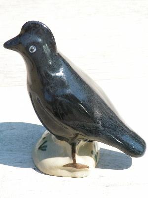 photo of Beaumont Brothers pottery birds, ravens and rooster #4