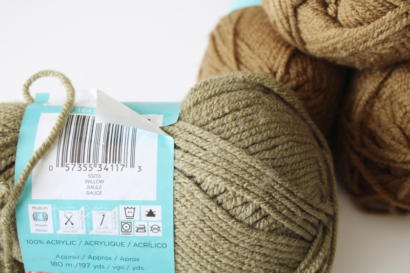 photo of Bernat acrylic yarn lot Waverly neutral colors bark brown & willow green  #5